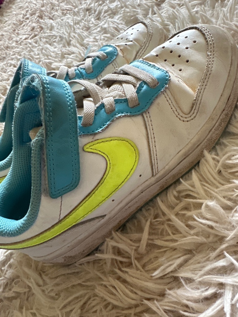 Nike Shoes Blue and Green Size Youth 1.5